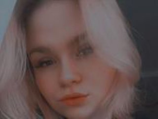 AdelinaOlsen Webcam Porno Live - Photo 12/33