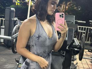 ScarlettZhen Blowjob XXX Cams - Photo 831/1235
