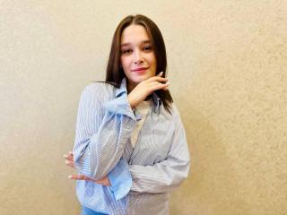 Watch  PolliSmith live on cam at XLoveCam