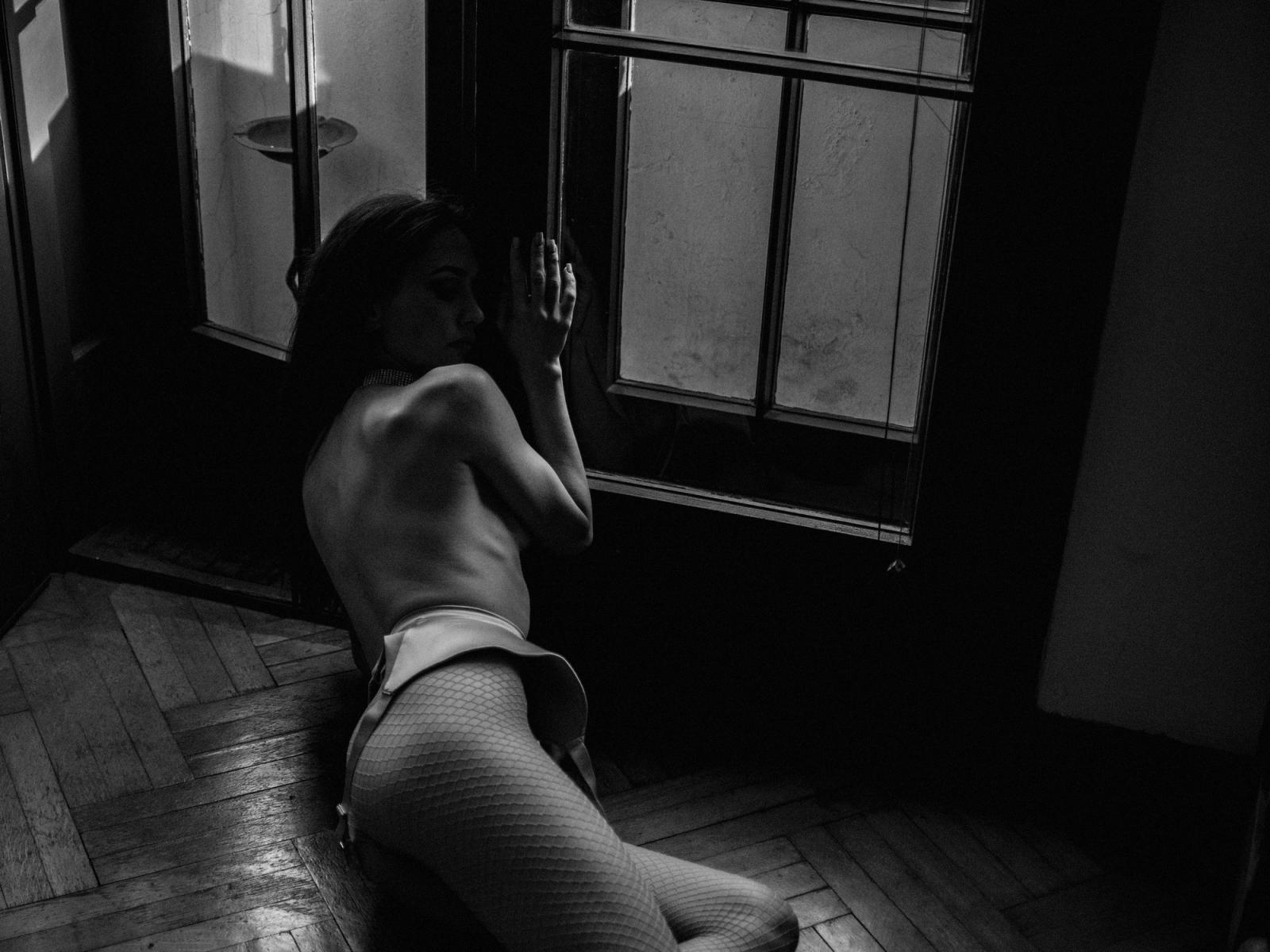 MoniFoxy — live cam photo 5