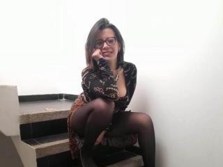 AbbyCollings Webcam Porno Live - Photo 11/17