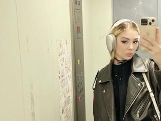 YesYesNeverNo Dating Adult Porn - Photo 6/19