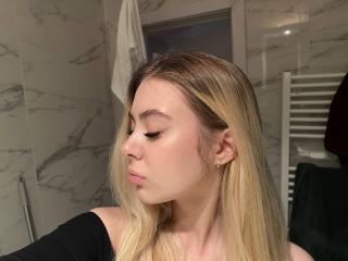 YesYesNeverNo Dating Adult Porn - Photo 13/19