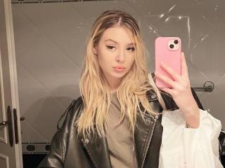 YesYesNeverNo Dating Adult Porn - Photo 16/19