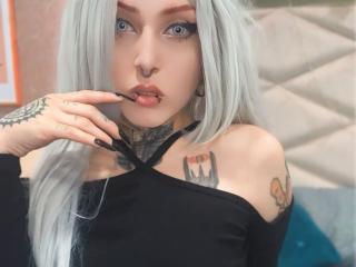 KirariCollins Boobs XXX Direct - Photo 9/9