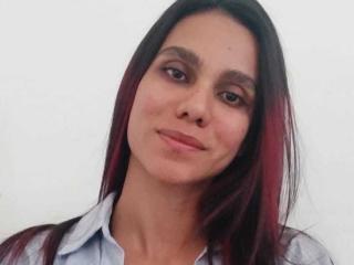 TifannyTylor live cam model at XLoveCam