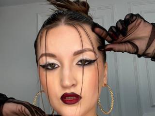 AvrilGreis Webcam Porno Live - Photo 4/7