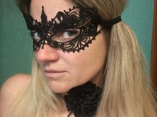 AlisonXCristal Image Gallery
