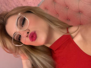 AdelaLaurent Webcam Porno Live - Photo 66/83