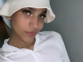 Watch ValeriSmittx live on cam on XLoveCam
