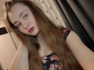 EmilyShyy Seins Liveshow - Photo 7/7