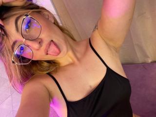 SabrinaaMontana Blowjob XXX Cams - Photo 133/223