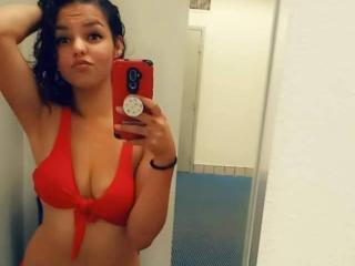 NaughtyNikkix Image Gallery