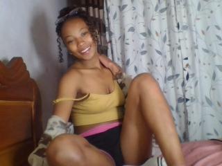 Arnelah Webcam Porno Live - Photo 4/5