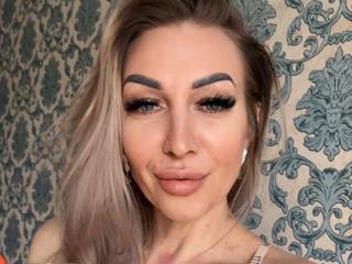 DennyBrenda live cam model at XLoveCam