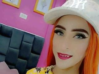 ValentinaHottTs live cam model at XLoveCam