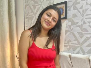 ROSAURAMILER Sex Brunette - Photo 4/9