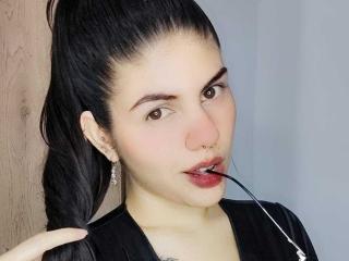 ShantialLove Blowjob XXX Cams - Photo 24/35