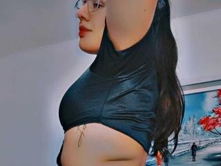 ShantialLove Blowjob XXX Cams - Photo 29/35
