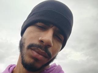 Watch  AfroJake live on XLoveCam