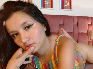EmiilyAdams Boobs Liveshow - Photo 43/63
