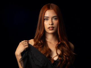 EmiliaHolly Seins Liveshow - Photo 8/48