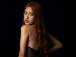 EmiliaHolly Seins Liveshow - Photo 11/48