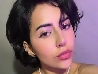 EllieotBeauty live cam model at XLoveCam