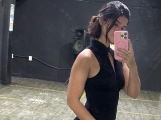 ScarlettZhen Blowjob XXX Cams - Photo 987/1235