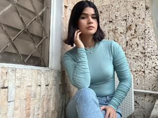 ScarlettZhen Blowjob XXX Cams - Photo 990/1235