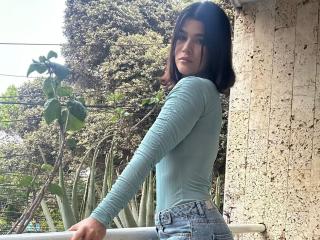 ScarlettZhen Blowjob XXX Cams - Photo 995/1235