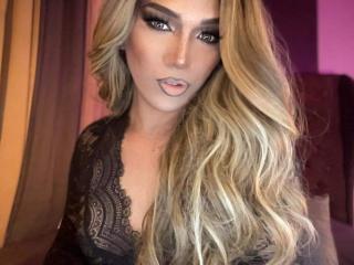 Lola69Xx live cam model at XLoveCam