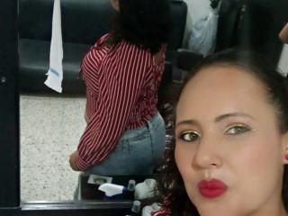 Estefany69 Boobs Liveshow - Photo 9/15