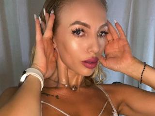 LoreenBlanc Anal en Webcam Live - Photo 9/43