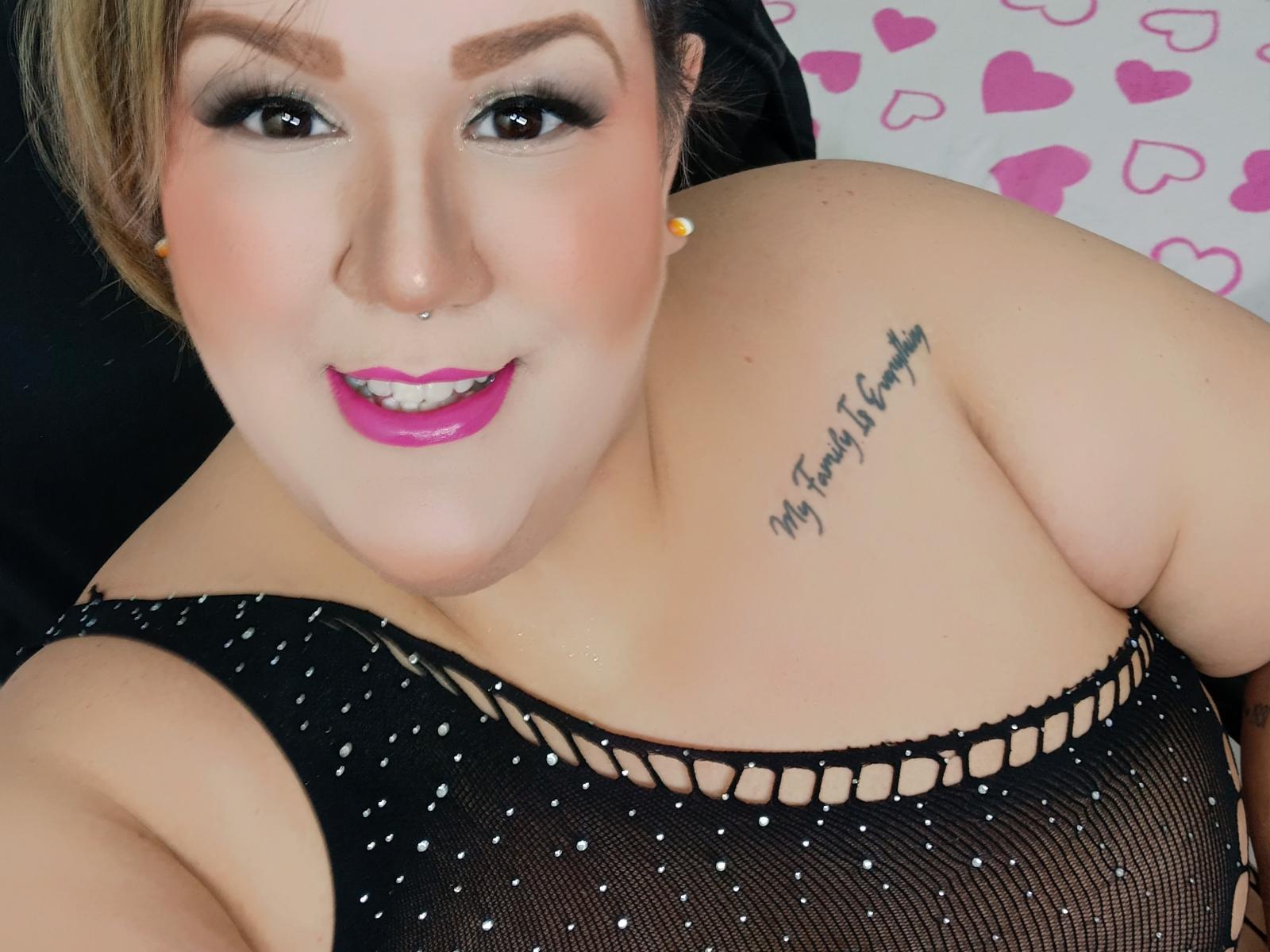GiannaMorrys — live cam photo 6