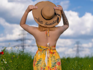 SharonnLove Fellation XXX Cams - Photo 5/16