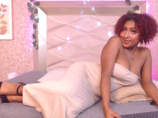 AmberQueeny Webcam Porno Live - Photo 146/458