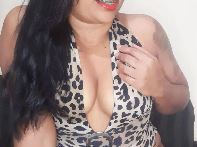 SamiraBelly-hot — live cam photo 6