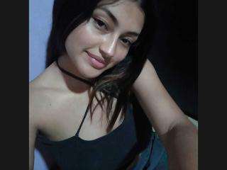 ROSAURAMILER Sex Brunette - Photo 9/9
