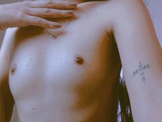 AngelaBrony Webcam Porno Live - Photo 4/13