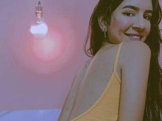 AngelaBrony Webcam Porno Live - Photo 8/13