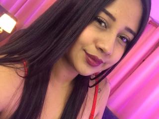 EmiRoa live cam model at XLoveCam