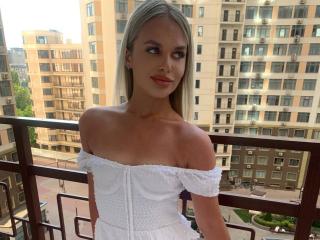 AlisonHotttie69 Webcam Porno Live - Photo 4/12