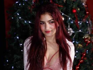 AllisonZ live cam model at XLoveCam