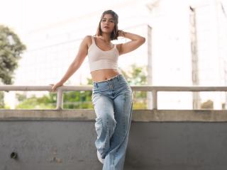 ScarlettZhen Blowjob XXX Cams - Photo 1049/1235