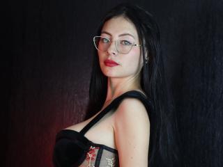 MissKatthe live cam model at XLoveCam