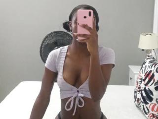 LucianaReid Anal en Webcam Live - Photo 15/26