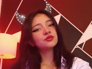 SoyVeronica live cam model at XLoveCam