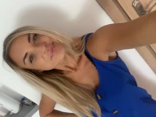 AshleySensual Webcam Porno Live - Photo 13/15