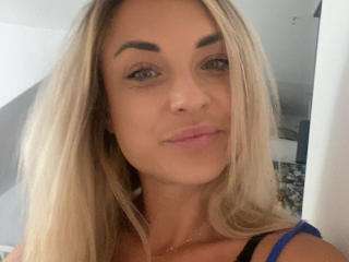AshleySensual Webcam Porno Live - Photo 4/15